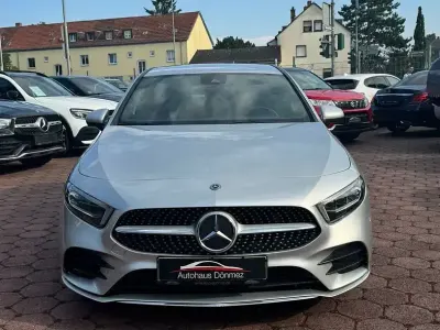 Gebraucht Mercedes A200 AMG line 163 PS (119 kW) 2019 Iridiumsilber  metalliclack Limousine