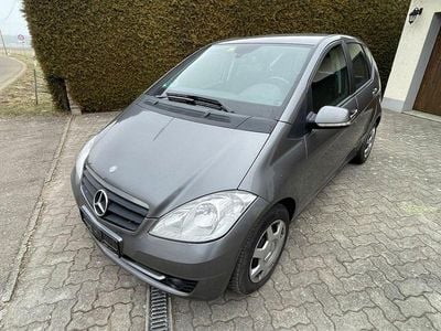 Gebraucht Mercedes A160 95 PS (69 kW) 2012 Grau Limousine