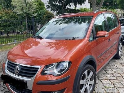 VW Touran Cross