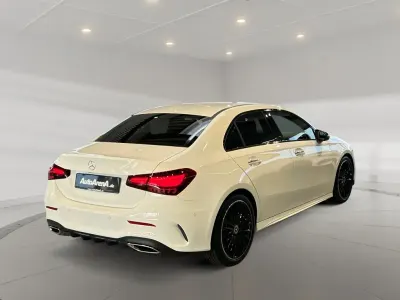 Gebraucht Mercedes A250 AMG 224 PS (164 kW) 2025 Unilack polarweiss Limousine
