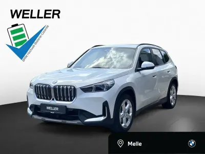 Gebraucht BMW iX1 Comfort Edition 225 kW (306 PS) 2023 Mineralweiß (weiß) SUV