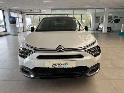Gebraucht Citroën e-C4 Shine 100 kW (136 PS) 2023 Perlmuttweiß Limousine