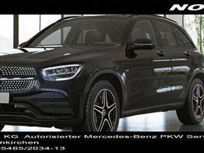 Gebraucht Mercedes GLC300 AMG line 194 PS (142 kW) 2021 Obsidianschwarz SUV