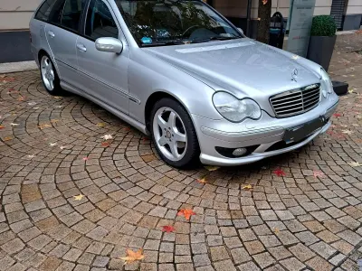 Gebraucht Mercedes C200 163 PS (119 kW) 2001 Grau Kombi