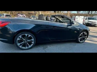 Gebraucht Opel Cascada Edition 170 PS (125 kW) 2013 Schwarz Cabrio