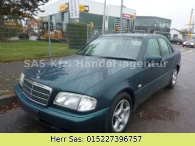 Gebraucht Mercedes C180 122 PS (89 kW) 1997 Grün Limousine