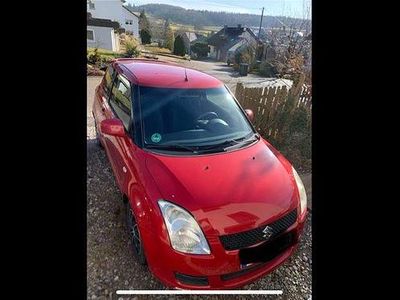 Rot Gebraucht 2009 Suzuki Swift Club Limousine | 1.950 € (Guter Preis)