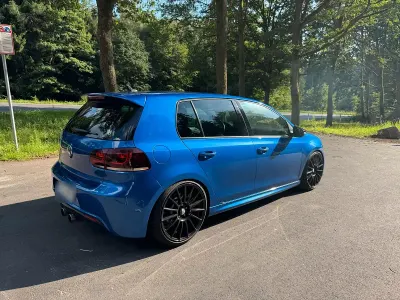 Gebraucht VW Golf VI R 271 PS (199 kW) 2011 Blau Kleinwagen