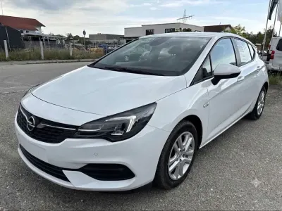 Gebraucht Opel Astra Business Edition 131 PS (96 kW) 2021 Weiß Limousine