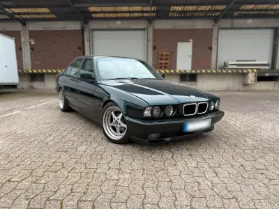 Gebraucht BMW 540 286 PS (210 kW) 1995 Grün Limousine