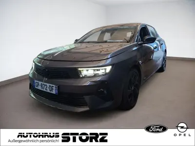 Gebraucht Opel Astra Ultimate 181 PS (133 kW) 2023 Lackierung platiniumgrau/typ Kleinwagen