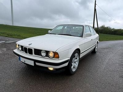 Usata BMW 520 Basis 129 CV (94 kW) 1989 Bianco Berlina