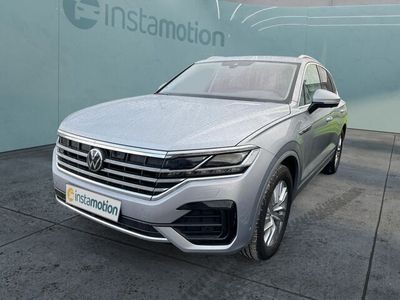 Silber Gebraucht 2022 VW Touareg Elegance SUV | 63.195 €