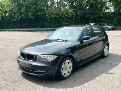 Gebraucht BMW 116 116 PS (85 kW) 2009 Schwarz Kleinwagen