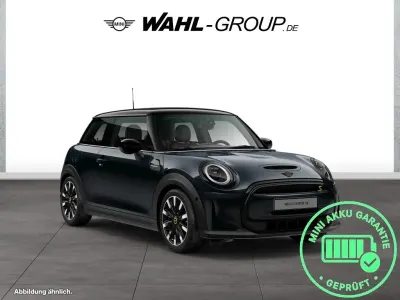 Gebraucht Mini Cooper SE Hatch 135 kW (184 PS) 2022 Blau Kleinwagen