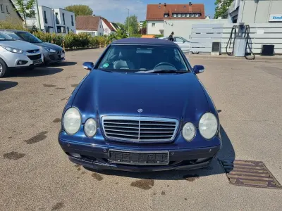 Gebraucht Mercedes CLK230 Elegance 193 PS (141 kW) 1999 Blau Cabrio