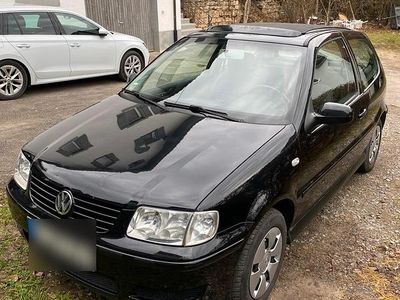 Schwarz Gebraucht 2001 VW Polo Kleinwagen | 399 € (Guter Preis)