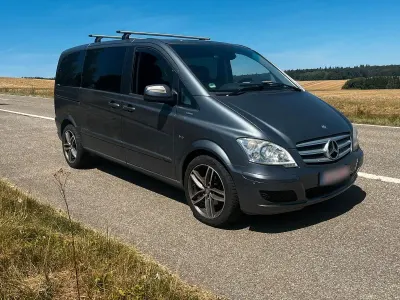 Gebraucht Mercedes Viano 224 PS (164 kW) 2011 Grau Van / Kleinbus