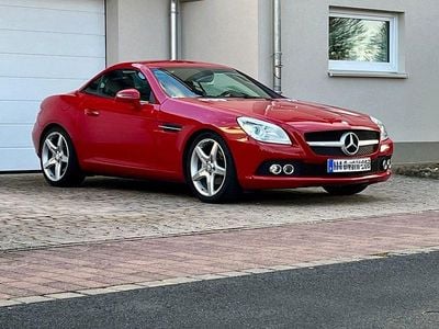 Gebraucht Mercedes SLK200 184 PS (135 kW) 2011 Rot Cabrio