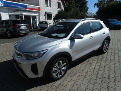 Gebraucht Kia Stonic Vision 84 PS (61 kW) 2023 Silber SUV
