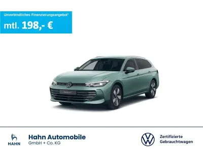 Gebraucht VW Passat Business 150 PS (110 kW) 2025 Grün Kombi