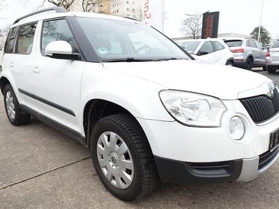 Weiß Gebraucht 2012 Skoda Yeti Plus Edition SUV | 4.990 € (Fairer Preis)