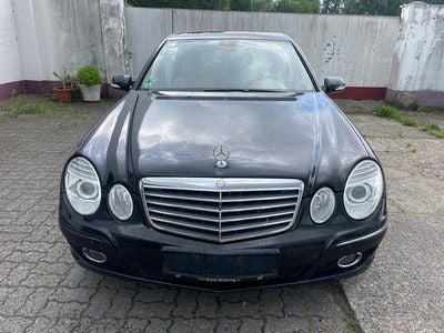 Mercedes E280