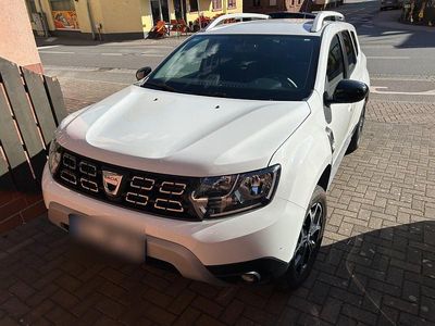 Gebraucht Dacia Duster Celebration 130 PS (95 kW) 2020 Weiß SUV