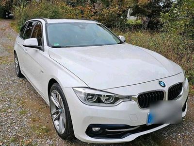 gebraucht BMW 330 i Touring, Sport Line, 2018, mineralweiß metallic