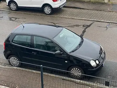 Używany VW Polo Basis 64 KM (47 kW) 2003 Czarny Sedan/Limuzyna
