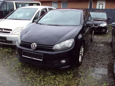 Gebraucht VW Golf VII Match 122 PS (89 kW) 2012 Deep black perleffekt Kleinwagen
