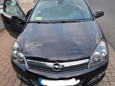 Gebraucht Opel Astra GTC 90 PS (66 kW) 2009 Schwarz Coupé