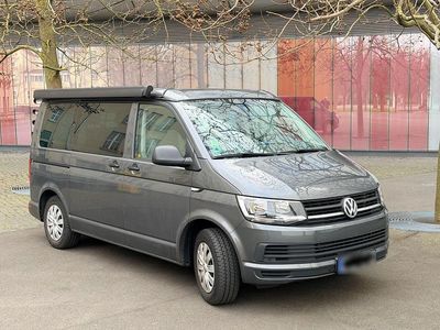 Gebraucht VW California Coast 150 PS (110 kW) 2018 Grau Van