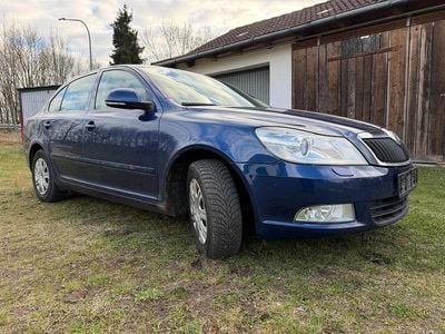 Gebraucht Skoda Octavia 105 PS (77 kW) 2011 Blau Limousine