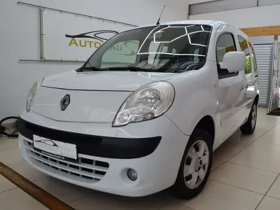 Gebraucht Renault Kangoo 106 PS (77 kW) 2012 Other Van / Kleinbus