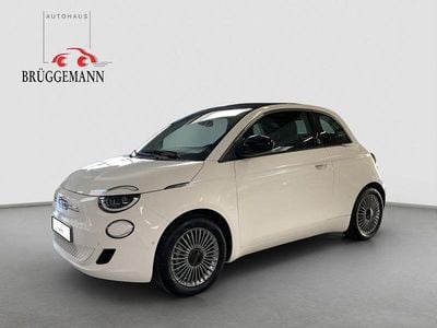 Weiß Neu 2025 Fiat 500e Style Cabrio | 34.990 €
