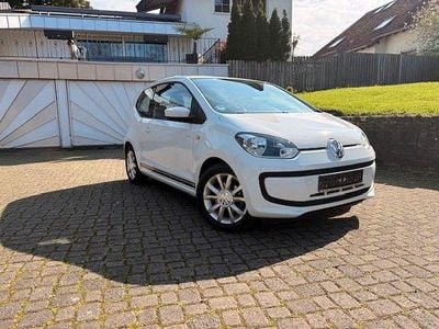 Gebraucht VW up! CLUB 60 PS (44 kW) 2016 Weiß Kleinwagen
