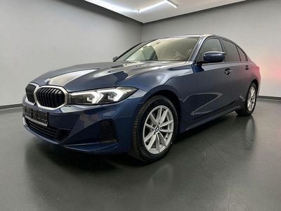 Second-hand BMW 320 Shadowline 190 CP (139 kW) 2023 Albastru Berlinǎ