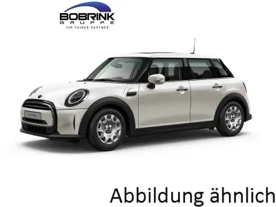 Używany Mini Cooper Classic 136 KM (100 kW) 2024 Biały Hatchback