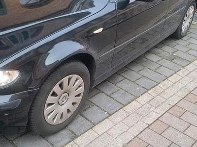 Gebraucht BMW 316 98 PS (72 kW) 2004 Schwarz Kombi