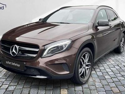 Gebraucht Mercedes GLA180 Urban 122 PS (89 kW) 2016 Braun SUV
