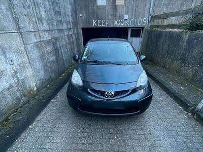 Gebraucht Toyota Aygo 67 PS (49 kW) 2008 Andere farben Kleinwagen