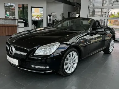 Gebraucht Mercedes SLK200 184 PS (135 kW) 2013 Schwarz Cabrio