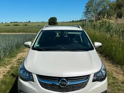 Używany Opel Karl Rocks 73 KM (53 kW) 2019 Beżowy Hatchback