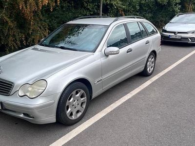 Mercedes C200