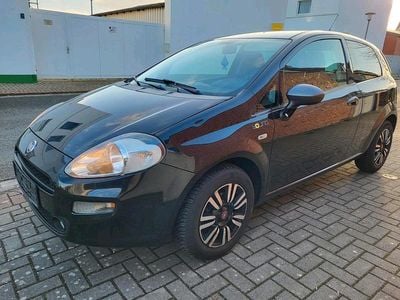 Gebraucht Fiat Punto 70 PS (51 kW) 2016 Schwarz Kleinwagen