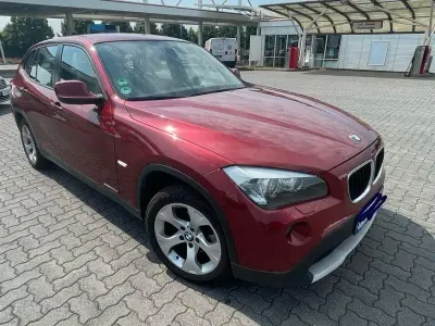 Gebraucht BMW X1 177 PS (130 kW) 2010 Rot SUV