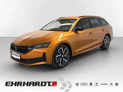 Usata Skoda Octavia SportLine 150 CV (110 kW) 2025 Arancione Station wagon