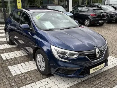 Gebraucht Renault Mégane Life 101 PS (74 kW) 2018 Limousine