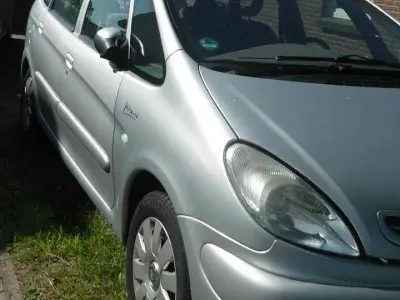 Gebraucht Citroën Xsara Exclusive 90 PS (66 kW) 2003 Silber Van / Kleinbus